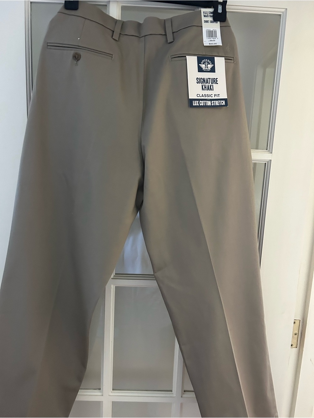 Dockers Signature Khaki Pants in Light Tan